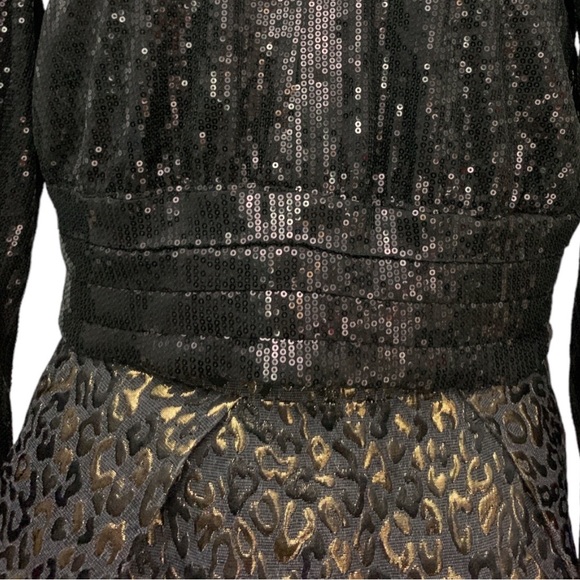 *NEW* DYNAMITE Black Long Sleeves Open Back Sequins Luxury Top Size M - Picture 7 of 13